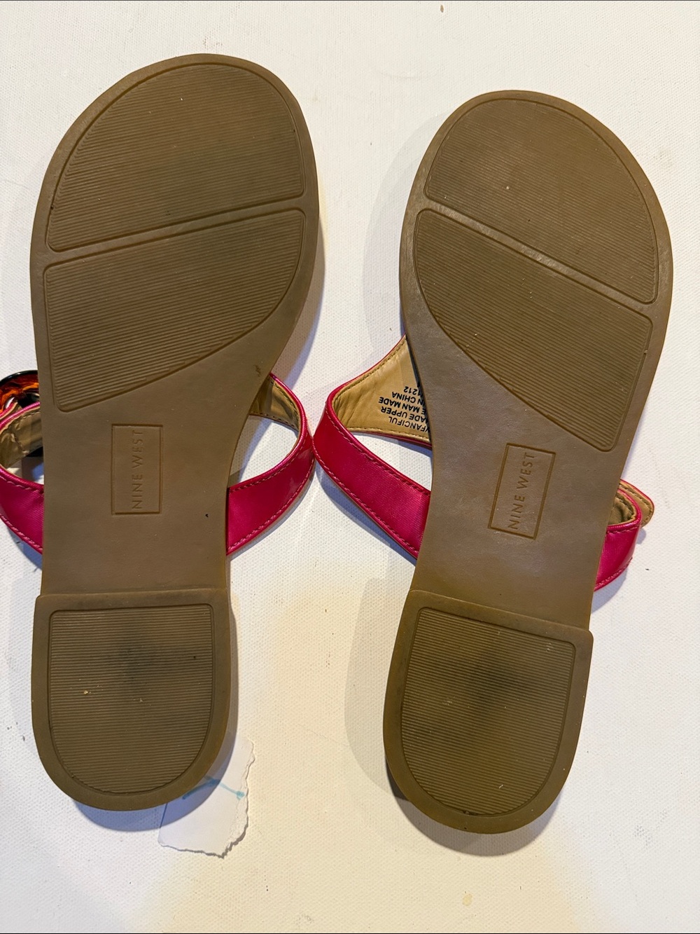 Nine West Hot Pink Leather Thong Sandals with Buckle Accent - Picture 3 of 3